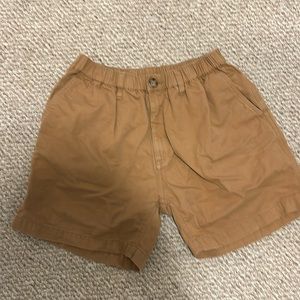 Men’s Chubbies ALL DAY shorts w 5.5 inseam.  Size medium